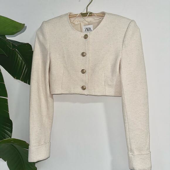 NWT Zara Cream Textured Cropped Jacket Gold Buttons Bloggers Fave Womens Size M - Picture 5 of 11